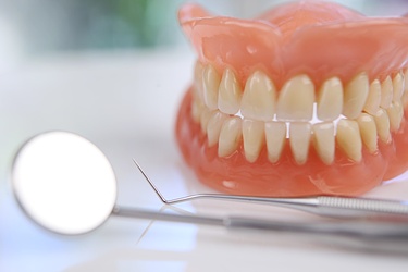 Prothèses dentaires - Laboratoire dentaire Jacques Hirt - Fribourg